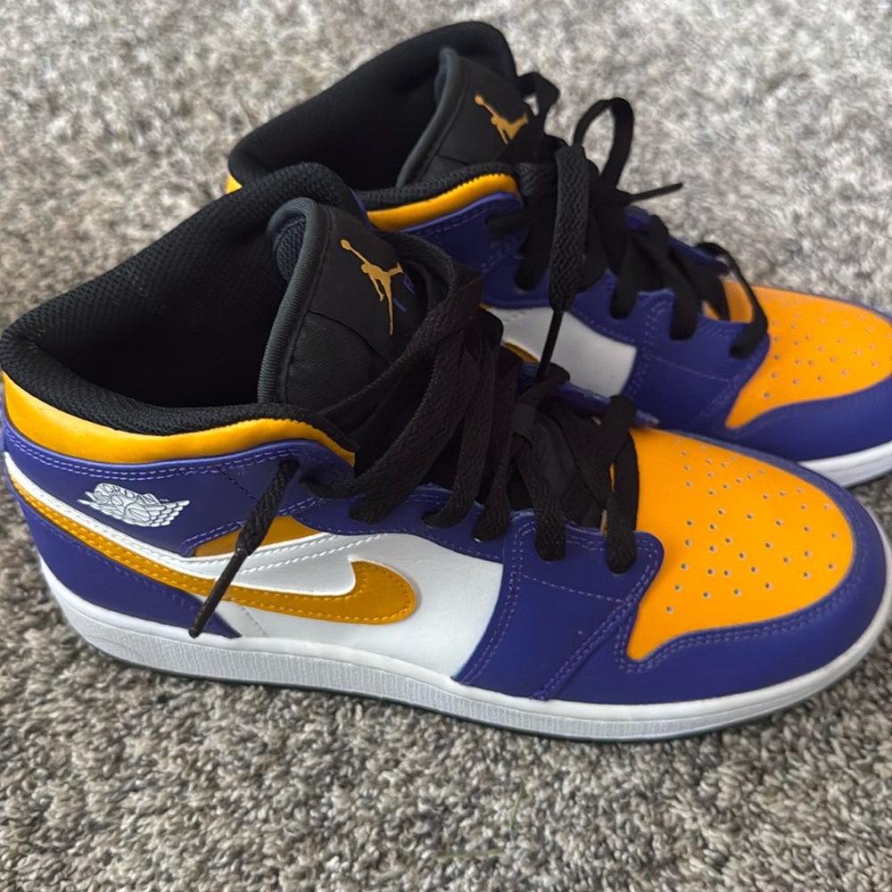 Brand new without box Nike Air Jordan’s size 5.5Y